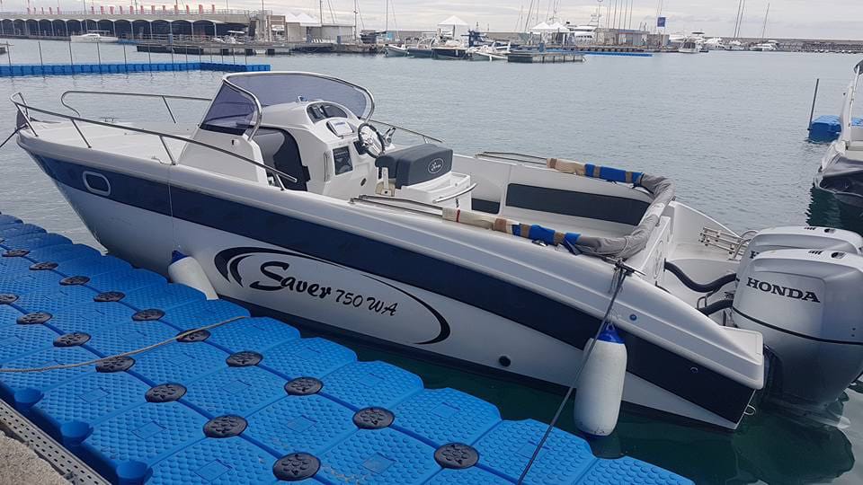 <<< VENDUTO >>> Saver 750 WA + 2x150 Honda > Tutto 2018<br><a href=dettaglio.aspx?Id=287 >VAI ALLA SCHEDA</a>